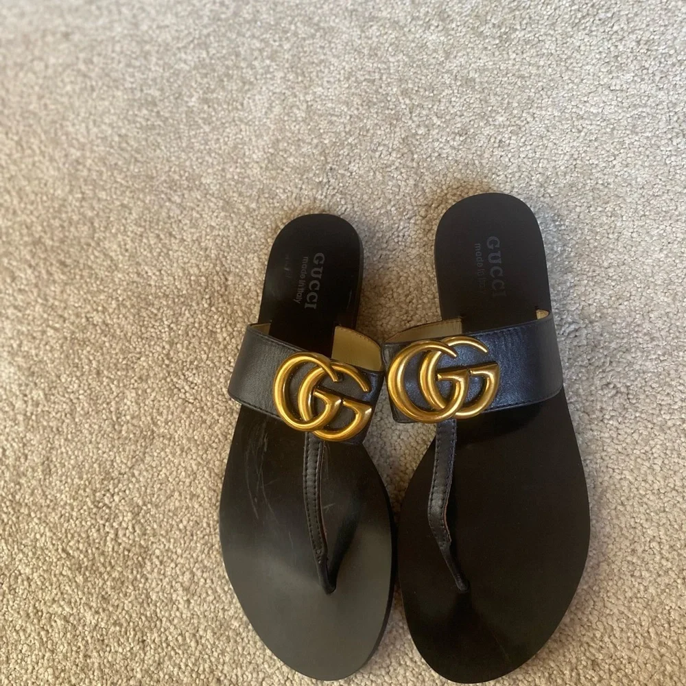 Italian Black Leather Thong Sandals with Gold Interlocking G